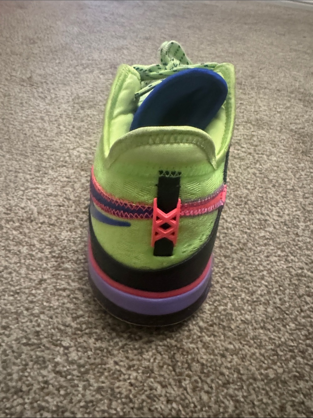 Nike Neon Green & Pink Low-Top Basketball LBJ Shoe - Picture 4 of 5